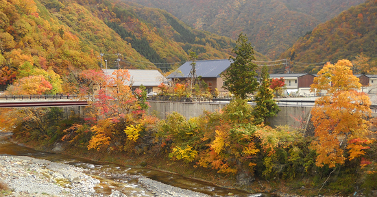 湯西川